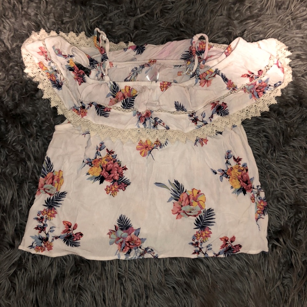 off the shoulder top 💕